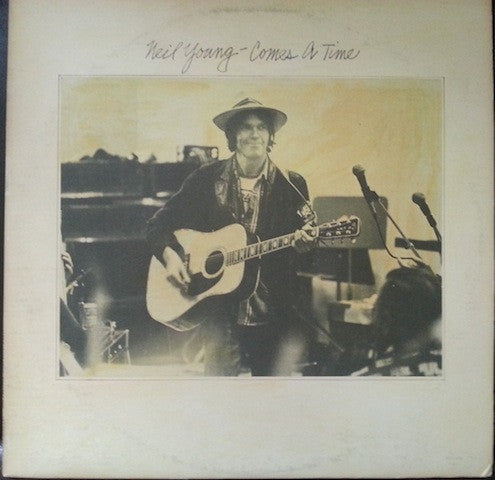 Neil Young – Comes A Time | Pre-Owned Vinyl